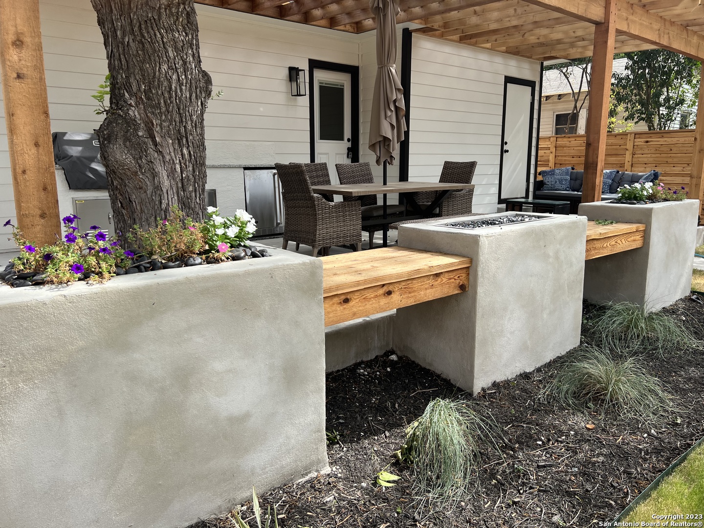 1215 Lamar St , San Antonio, TX, 78202-1327 | 1776498 | Realty Texas LLC