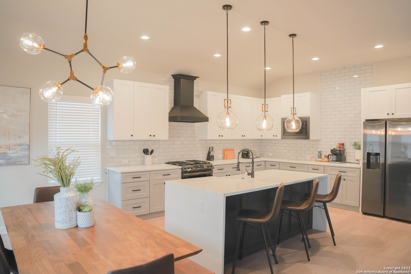 1215 Lamar St , San Antonio, TX, 78202-1327 | 1776498 | Realty Texas LLC