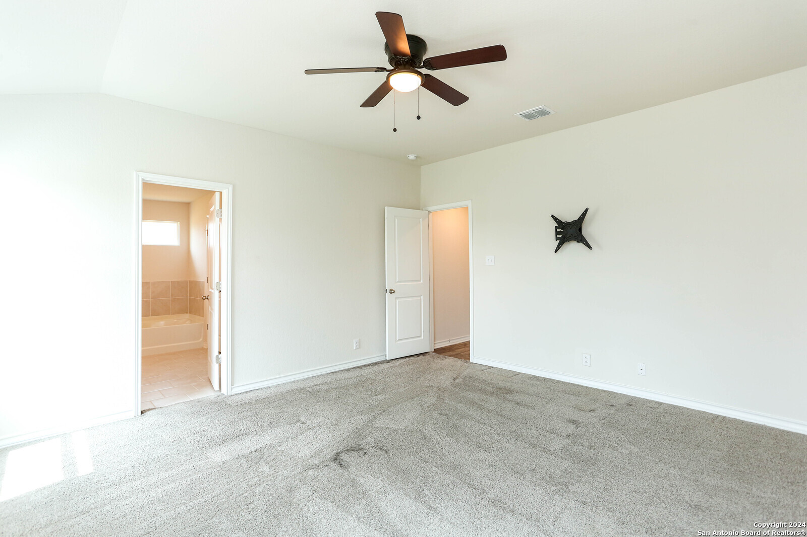 4518 Chalk Flts , San Antonio, TX, 78253-7135 | 1777816 | Realty Texas LLC