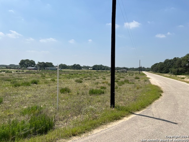 0 Devine Fields Rd , Devine, TX, 78016 | 1777960 | Realty Texas LLC