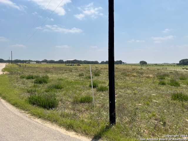 0 Devine Fields Rd , Devine, TX, 78016 | 1777960 | Realty Texas LLC
