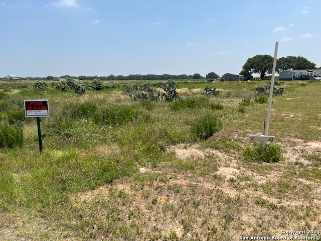 0 Devine Fields Rd , Devine, TX, 78016 | 1777960 | Realty Texas LLC