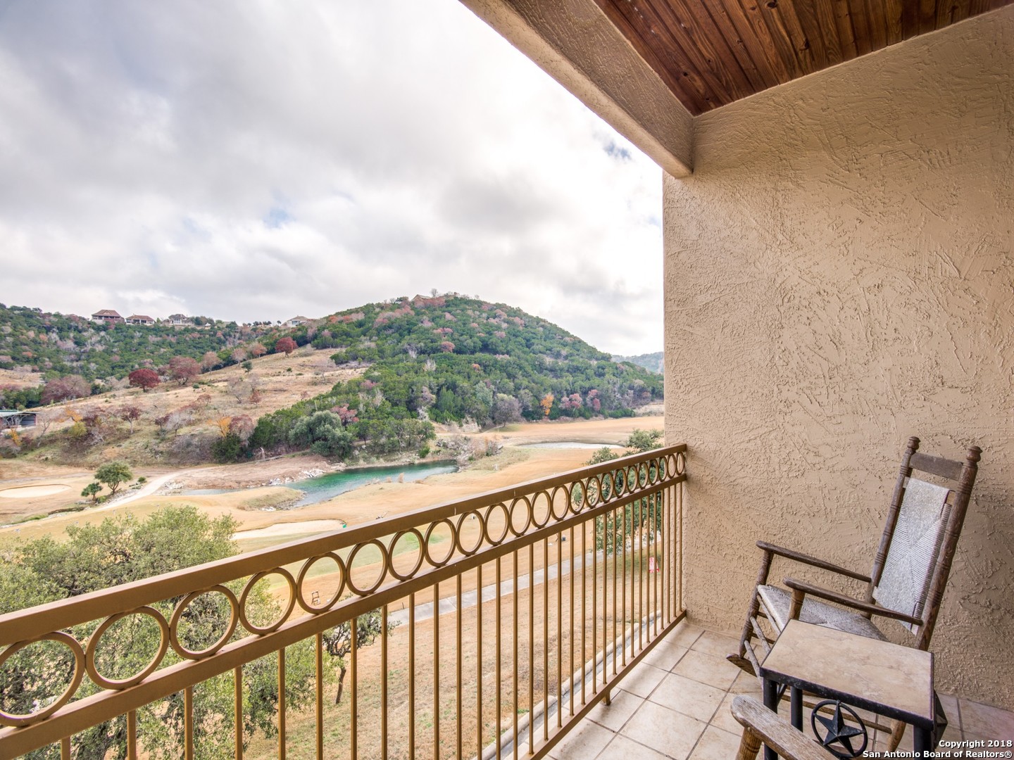 20 Tapatio Dr E 207 , Boerne, TX, 78006 | 1352610 | Realty Texas LLC