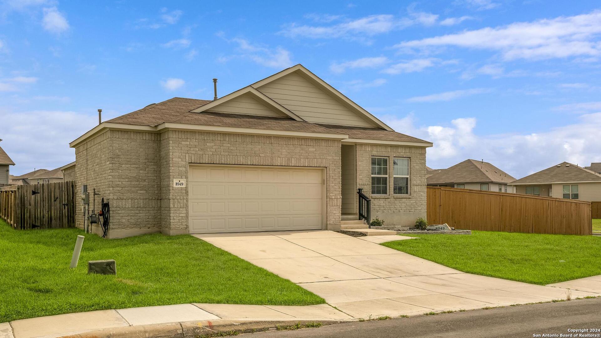 8949 Elizabeth Park , Converse, TX, 78109-4422 | 1777882 | Realty Texas LLC