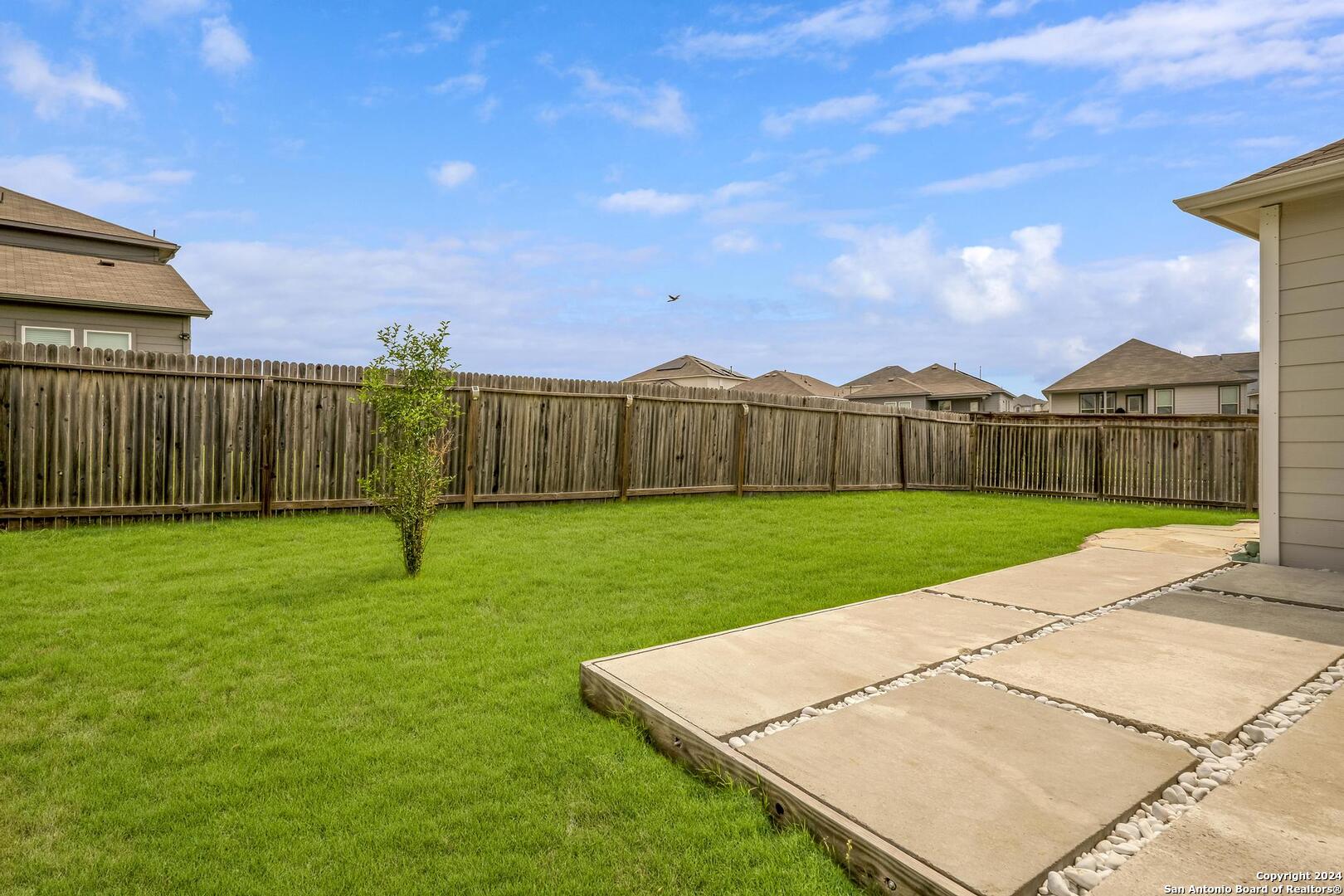 8949 Elizabeth Park , Converse, TX, 78109-4422 | 1777882 | Realty Texas LLC