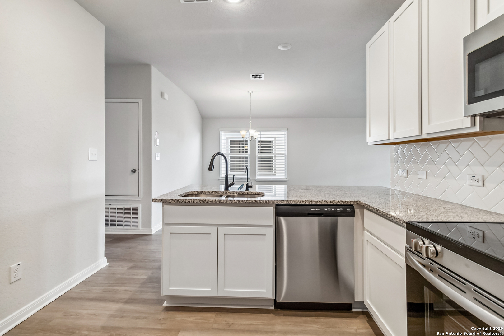 8550 Redhawk Loop , San Antonio, TX, 78222 | 1779094 | Realty Texas LLC