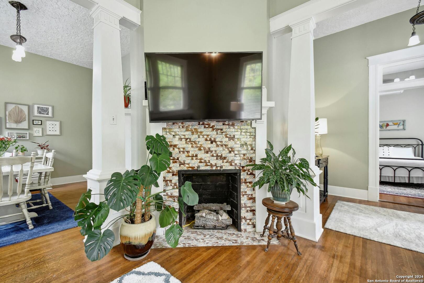 293 Post Ave , San Antonio, TX, 78215-1097 | 1779183 | Realty Texas LLC