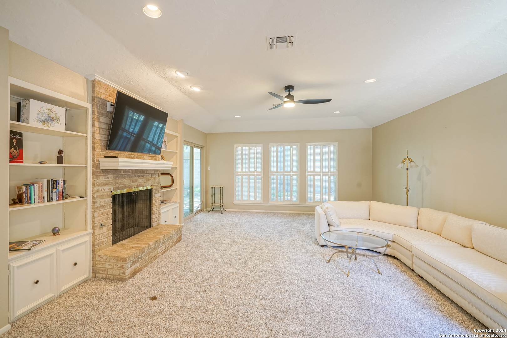 5726 Windy Holw , Windcrest, TX, 78239-2016 | 1779894 | Realty Texas LLC