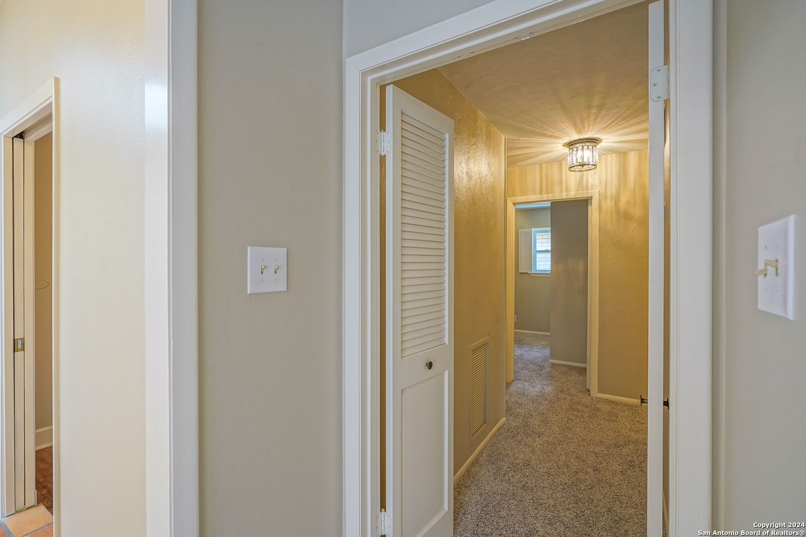 5726 Windy Holw , Windcrest, TX, 78239-2016 | 1779894 | Realty Texas LLC