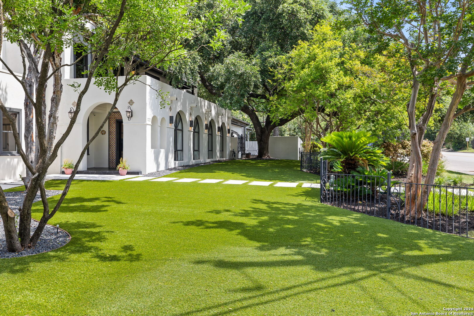 611 Alamo Heights Blvd , , TX, 78209 | 1776550 | Realty Texas LLC