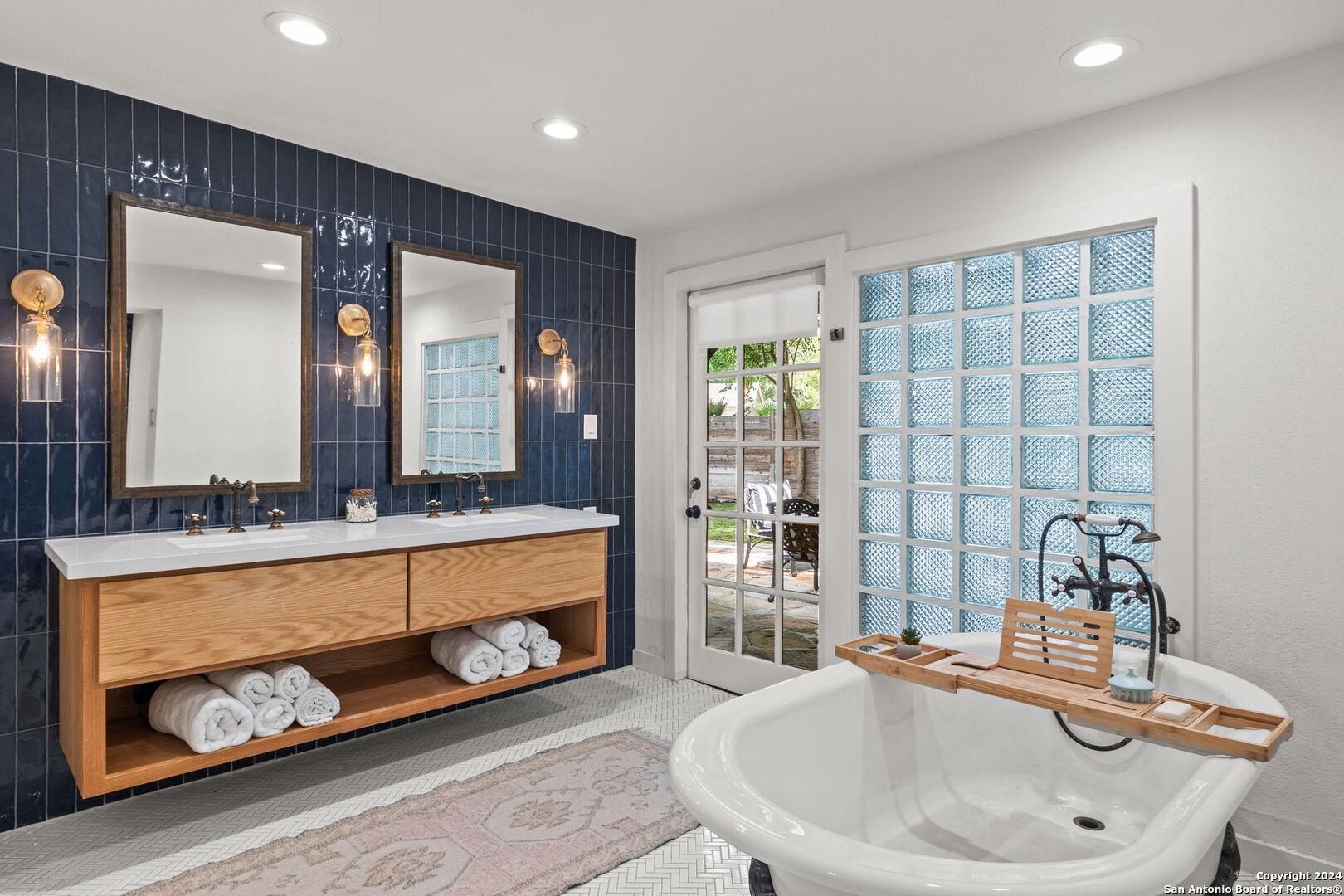 611 Alamo Heights Blvd , , TX, 78209 | 1776550 | Realty Texas LLC