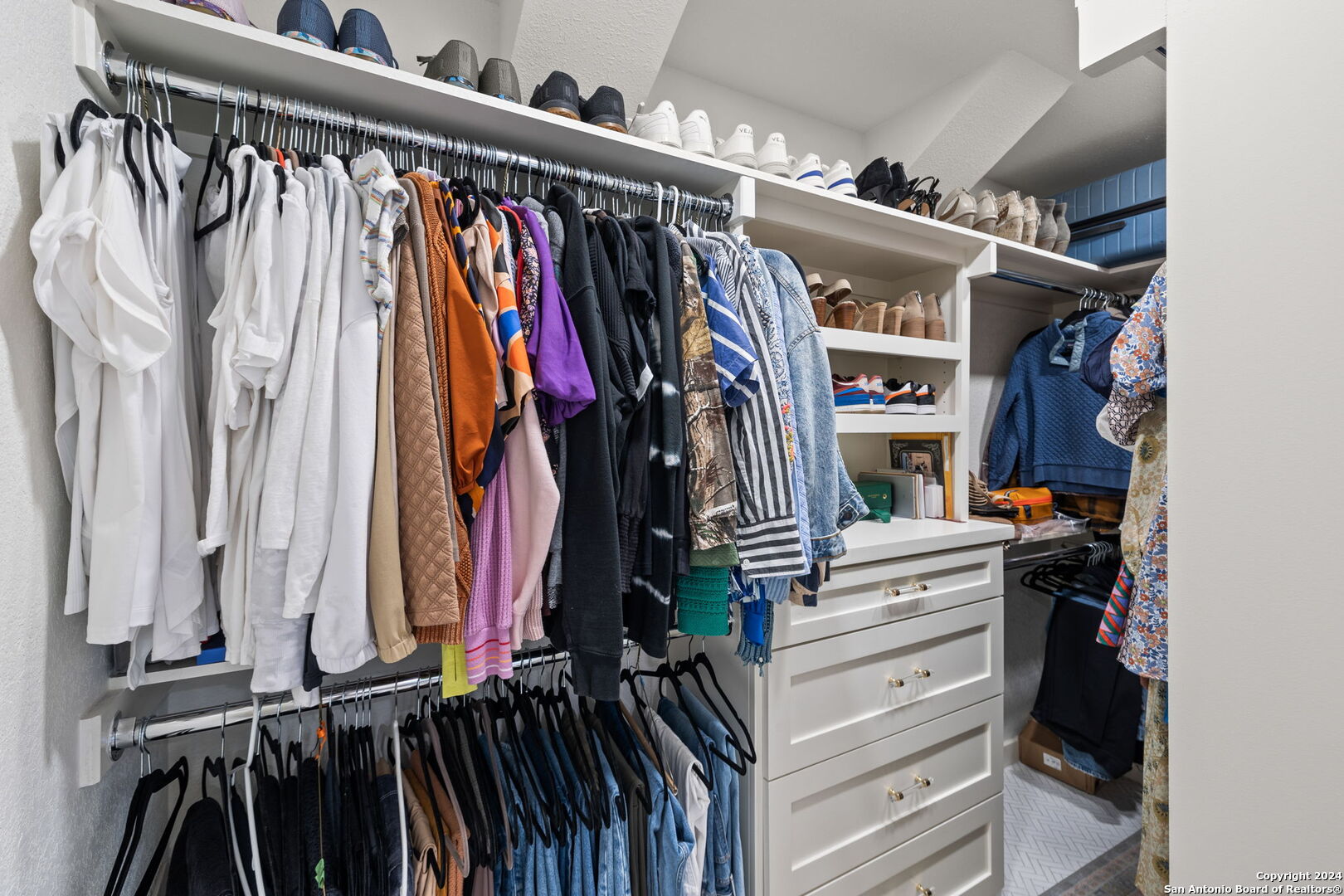 611 Alamo Heights Blvd , , TX, 78209 | 1776550 | Realty Texas LLC