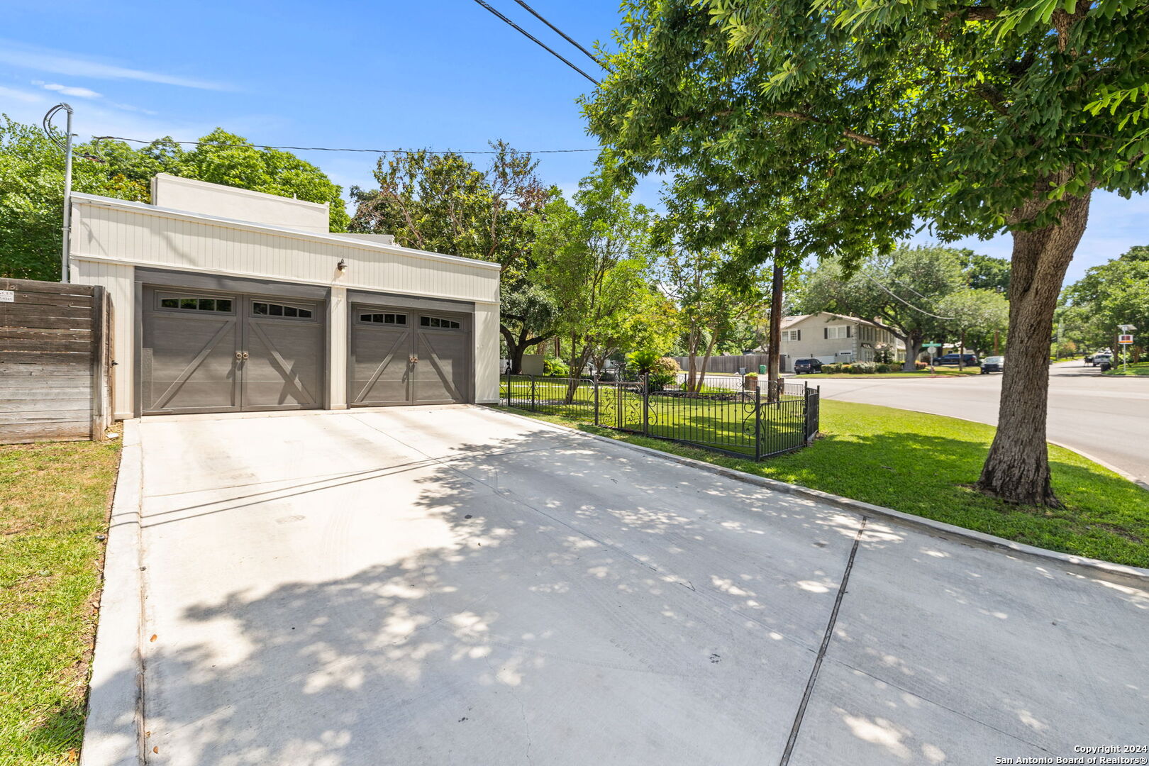 611 Alamo Heights Blvd , , TX, 78209 | 1776550 | Realty Texas LLC