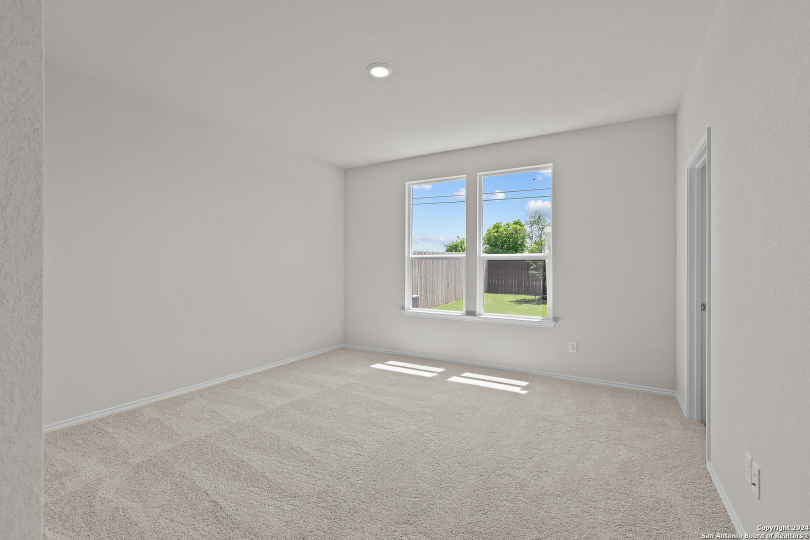 1323 Entrada De Real , Converse, TX, 78109 | 1781002 | Realty Texas LLC