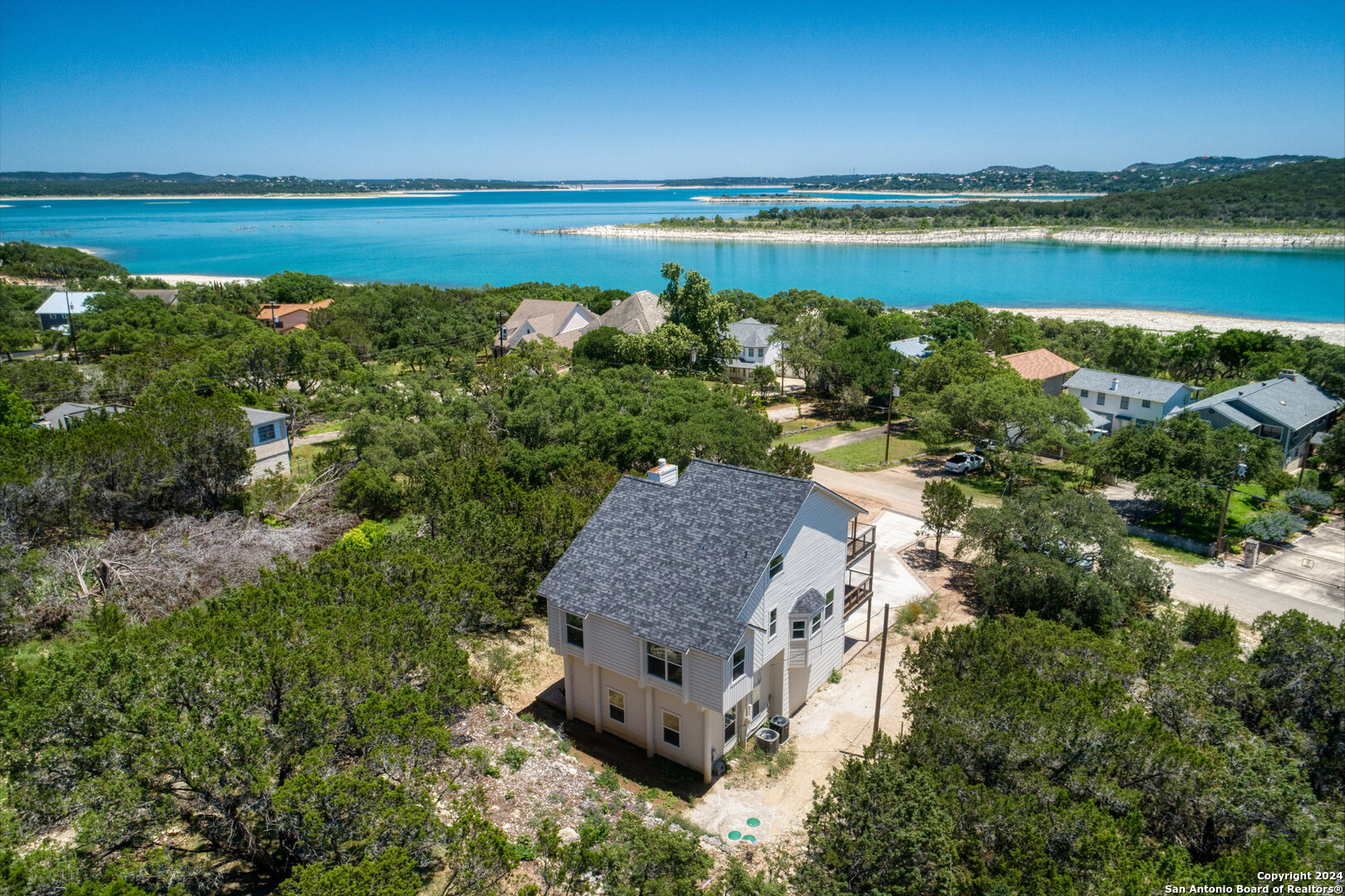 739 Lakebreeze Dr, CANYONLAKE, TX, 78133 | 1778366 | Realty Texas LLC