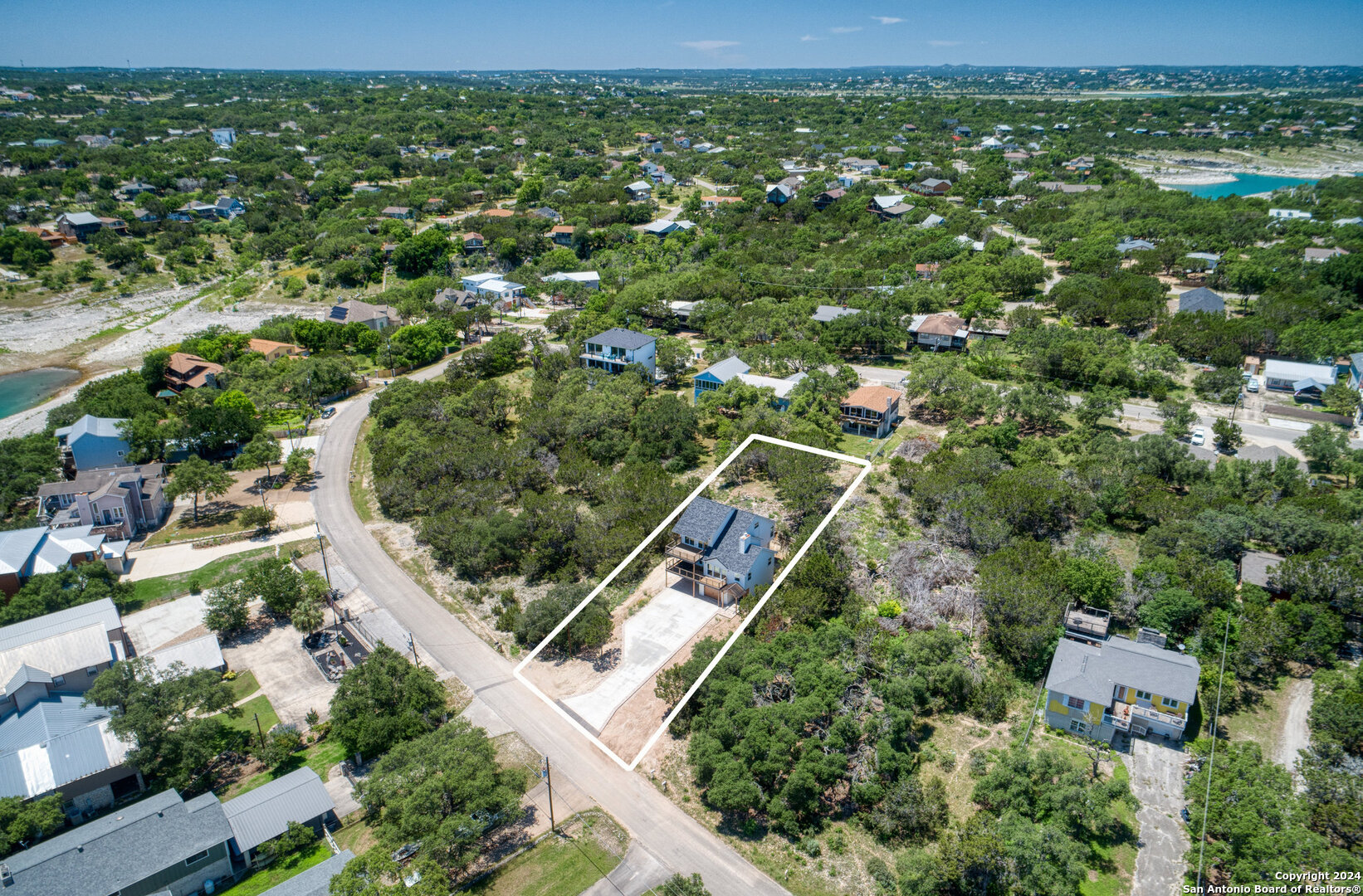 739 Lakebreeze Dr, CANYONLAKE, TX, 78133 | 1778366 | Realty Texas LLC