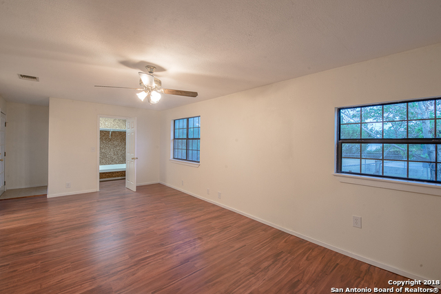 1450 Green Hill Dr , Canyon Lake, TX, 78133-3436 | 1333240 | Realty Texas LLC
