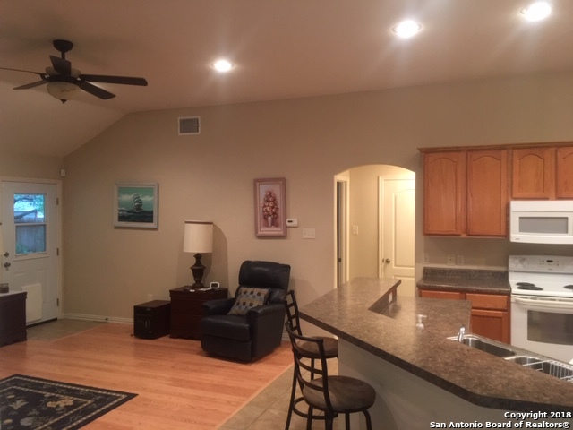 308 Bunker Hill , Pleasanton, TX, 78064 | 1344316 | Realty Texas LLC