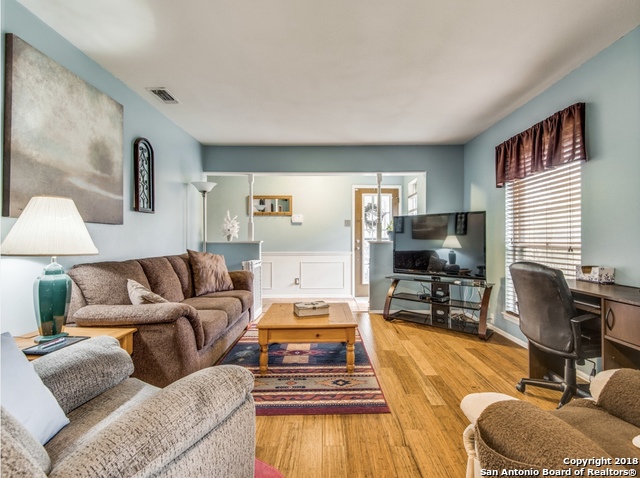107 Granada Dr , Universal City, TX, 78148-3134 | 1343653 | Realty Texas LLC