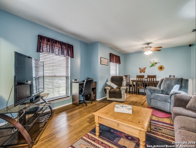 107 Granada Dr , Universal City, TX, 78148-3134 | 1343653 | Realty Texas LLC