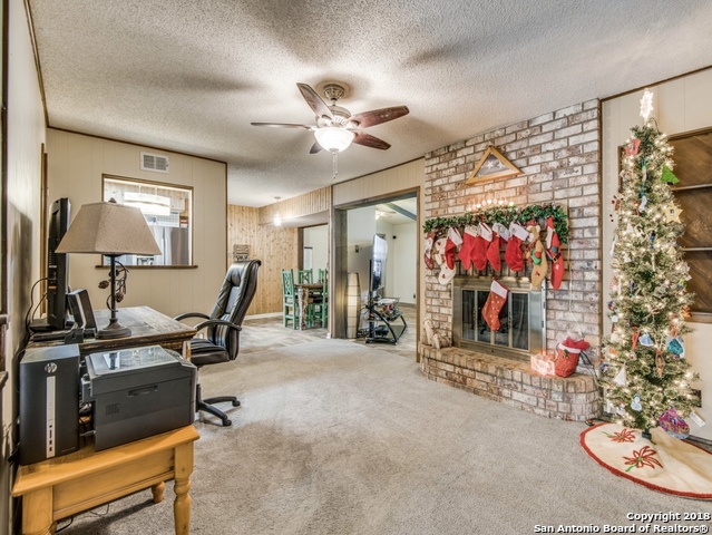 107 Granada Dr , Universal City, TX, 78148-3134 | 1343653 | Realty Texas LLC