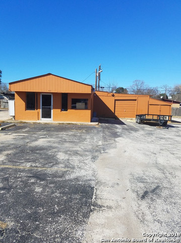 411 E Aviation Blvd , Universal City, TX, 78148-4503 | 1335624 | Realty Texas LLC