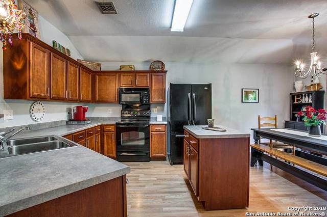 200 Latigo Ln , Boerne, TX, 78006-1855 | 1335329 | Realty Texas LLC
