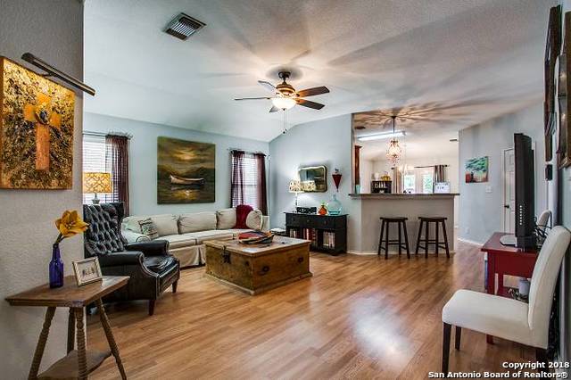 200 Latigo Ln , Boerne, TX, 78006-1855 | 1335329 | Realty Texas LLC