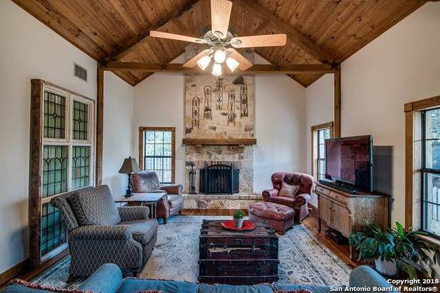 108 Woodland Blvd , Boerne, TX, 78006-8979 | 1336902 | Realty Texas LLC