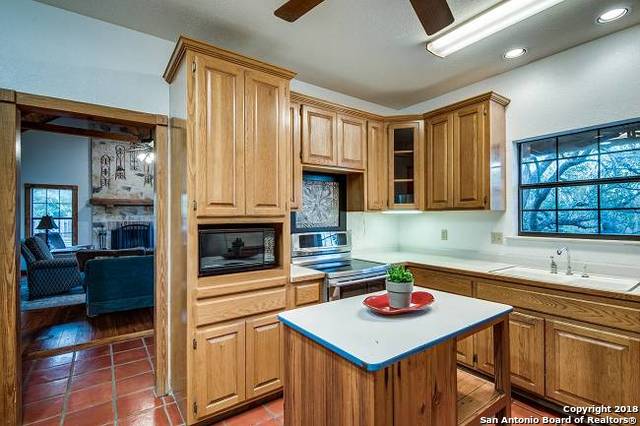 108 Woodland Blvd , Boerne, TX, 78006-8979 | 1336902 | Realty Texas LLC