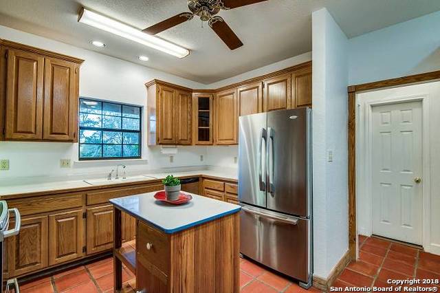 108 Woodland Blvd , Boerne, TX, 78006-8979 | 1336902 | Realty Texas LLC