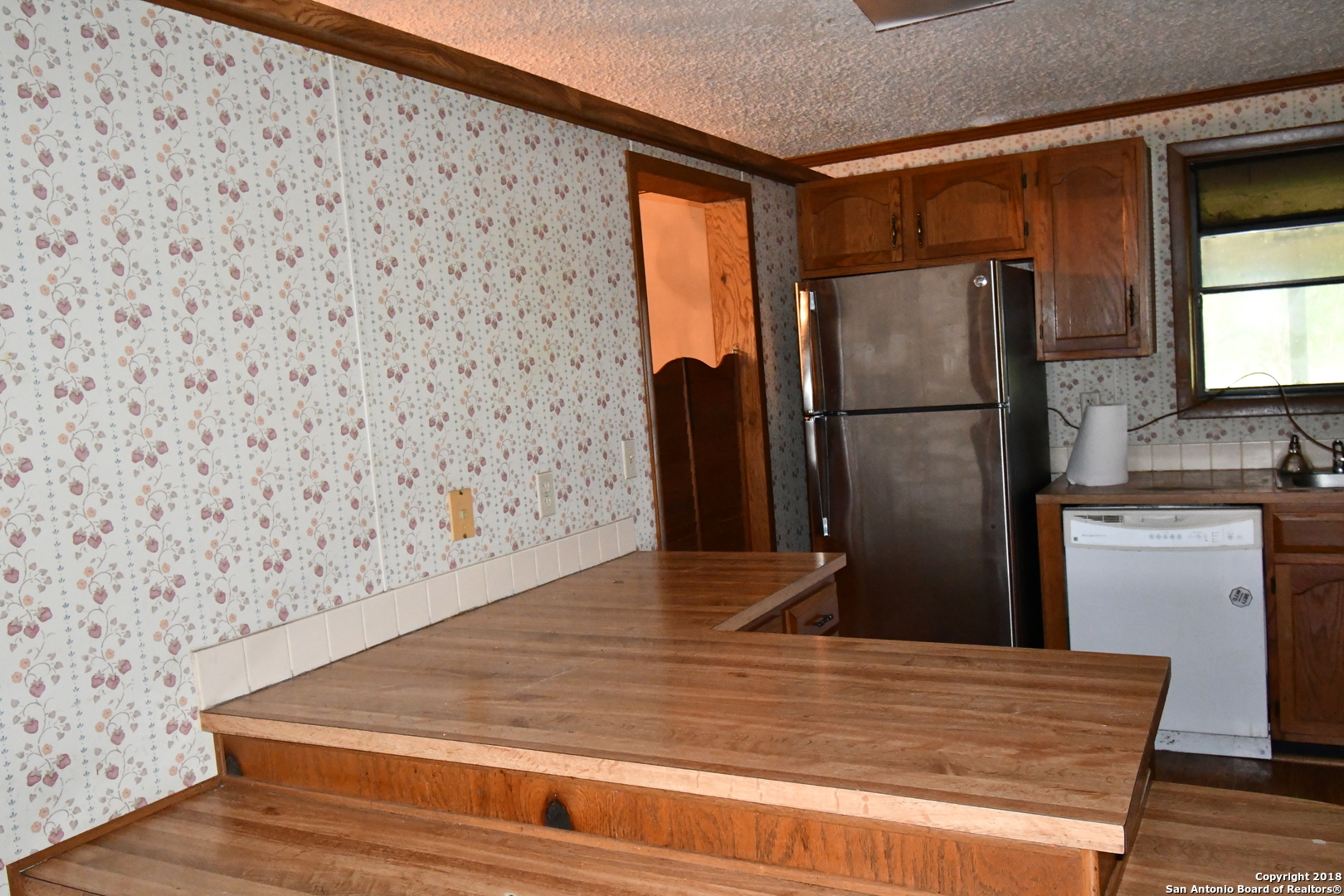 456 E County Road 6714 , Natalia, TX, 78059 | 1345825 | Realty Texas LLC