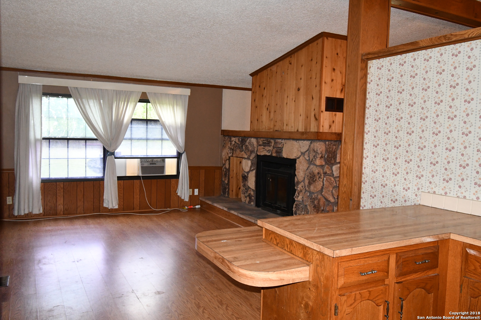 456 E County Road 6714 , Natalia, TX, 78059 | 1345825 | Realty Texas LLC