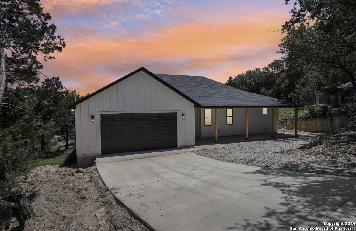 750 La Paloma , Canyon Lake, TX, 78133 | 1784685 | Realty Texas LLC