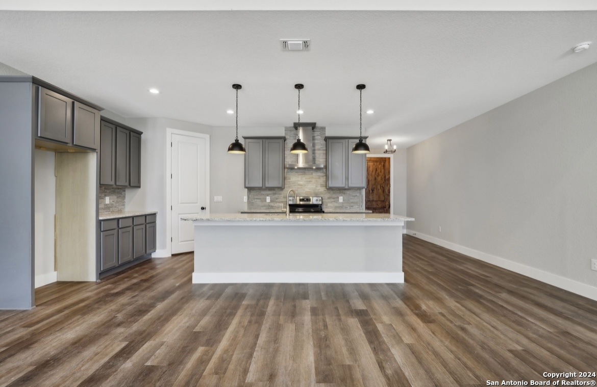 750 La Paloma , Canyon Lake, TX, 78133 | 1784685 | Realty Texas LLC