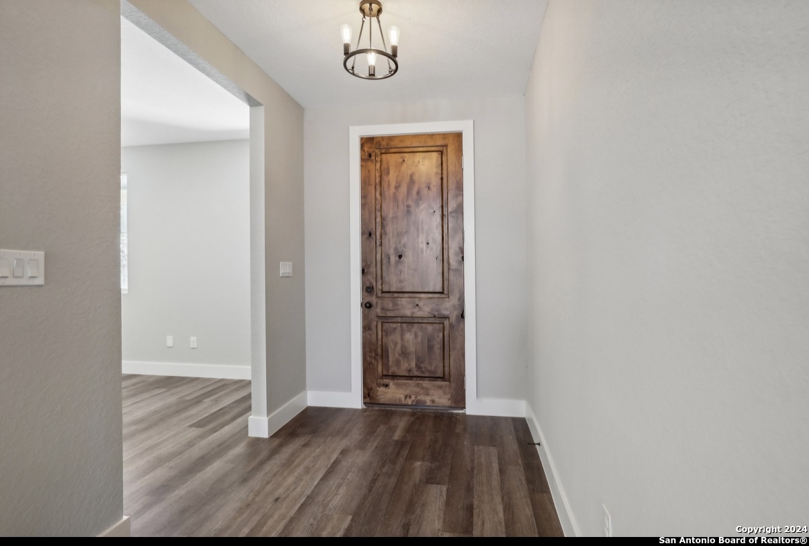 750 La Paloma , Canyon Lake, TX, 78133 | 1784685 | Realty Texas LLC