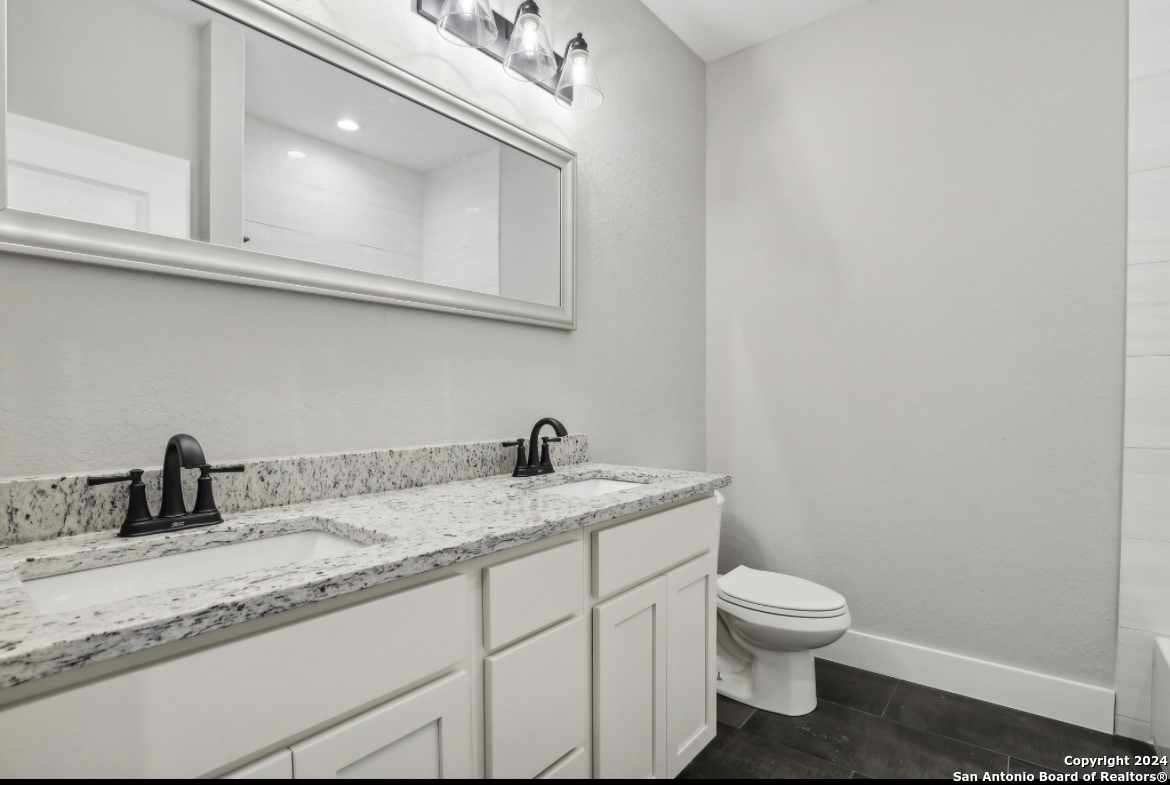 750 La Paloma , Canyon Lake, TX, 78133 | 1784685 | Realty Texas LLC
