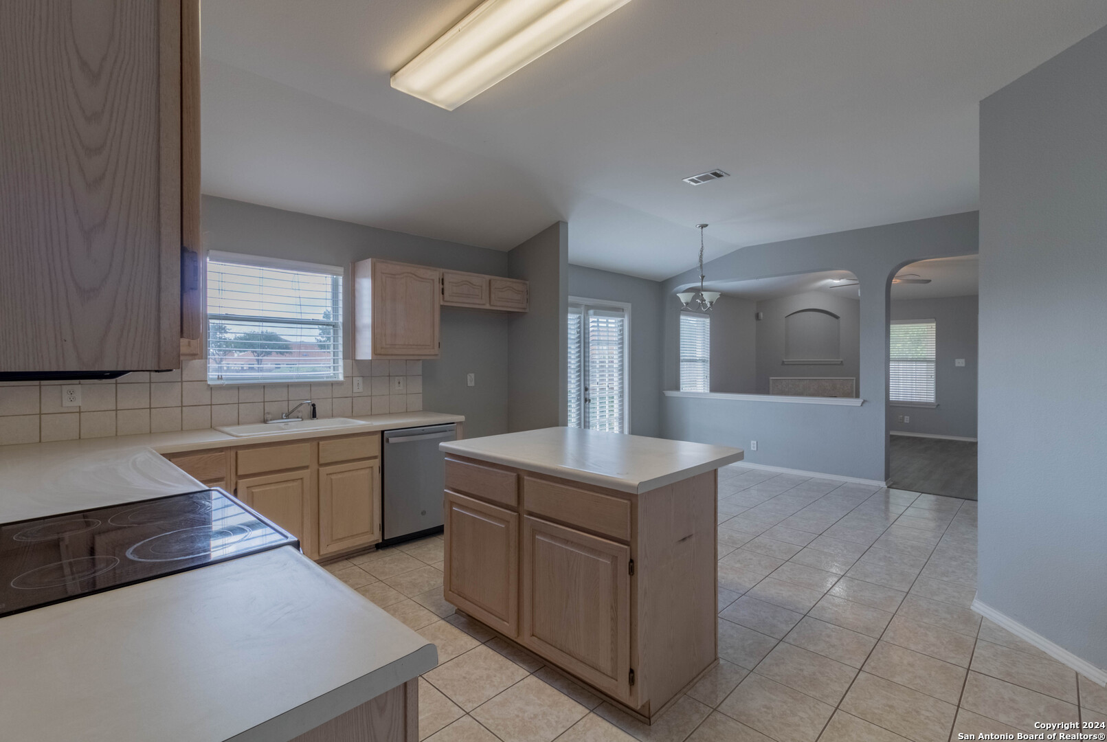 7150 Lynn Lake Dr , San Antonio, TX, 78244-2095 | 1786390 | Realty Texas LLC