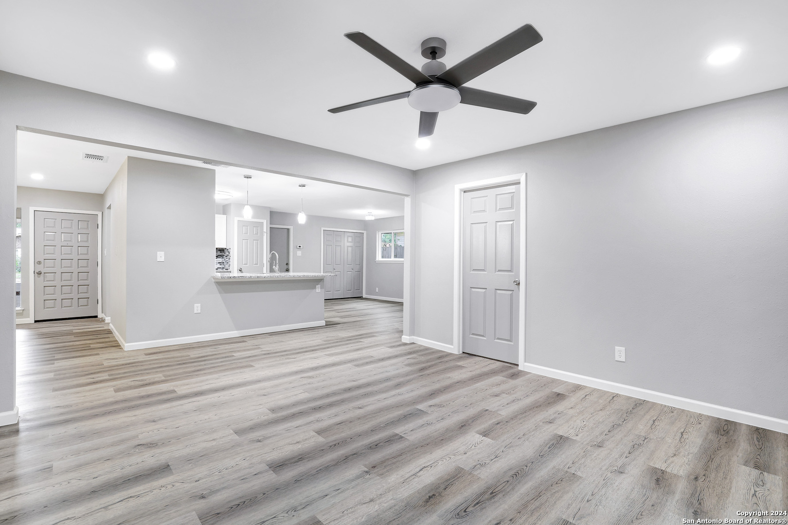 7403 Meadow Cliff , San Antonio, TX, 78251 | 1786887 | Realty Texas LLC