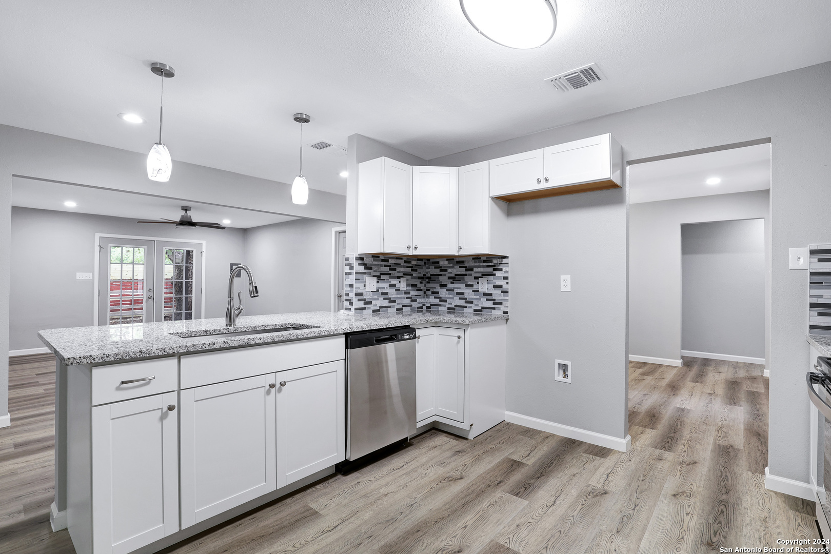 7403 Meadow Cliff , San Antonio, TX, 78251 | 1786887 | Realty Texas LLC