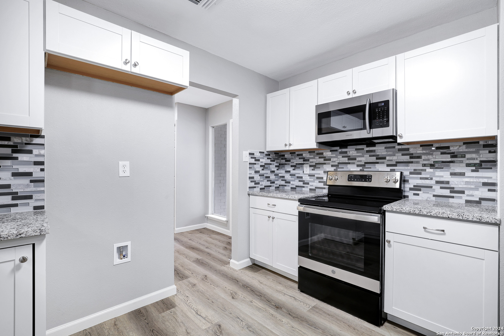 7403 Meadow Cliff , San Antonio, TX, 78251 | 1786887 | Realty Texas LLC