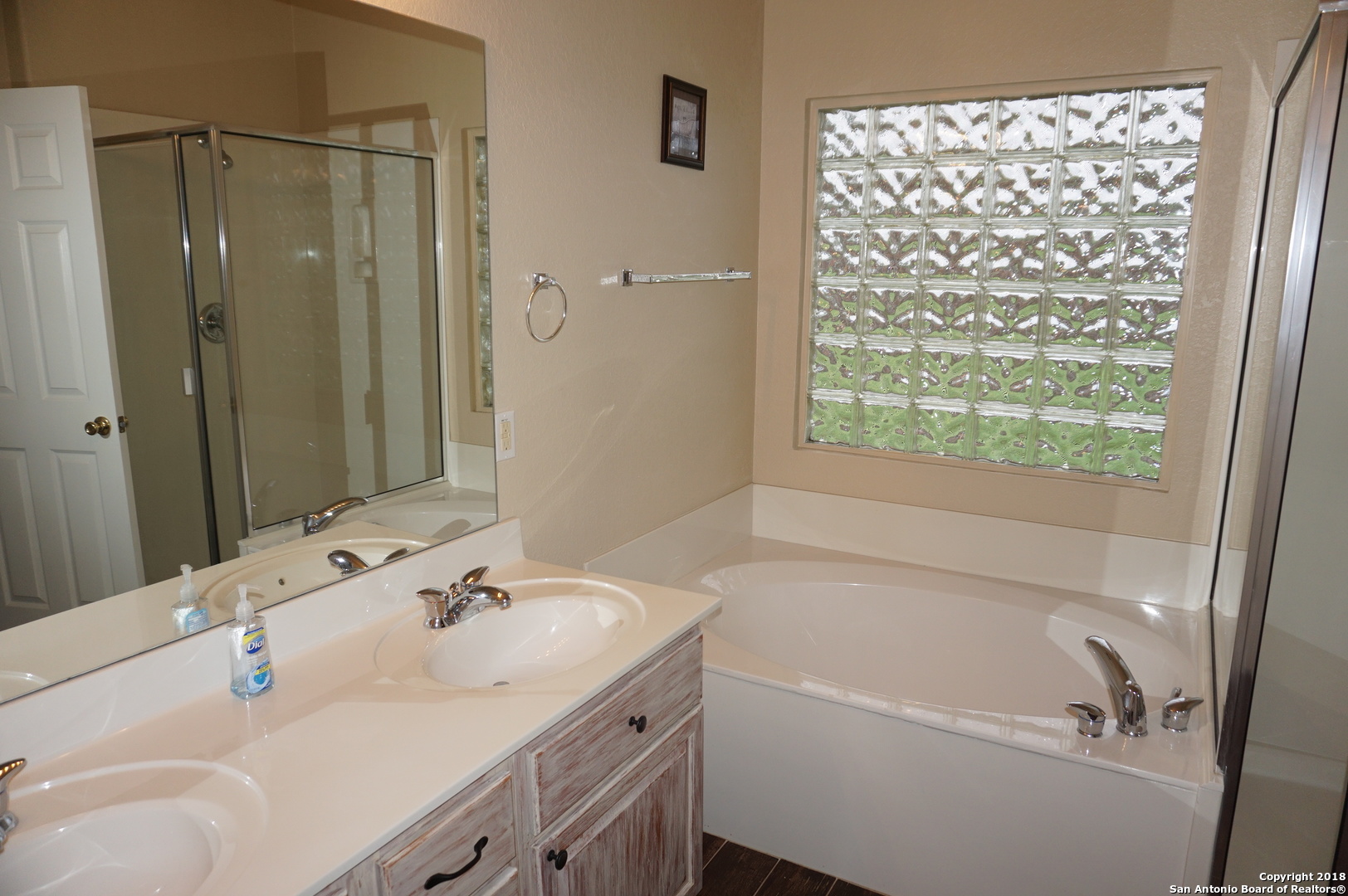 24526 Walnut Pass , San Antonio, TX, 78255 | 1340240 | Realty Texas LLC