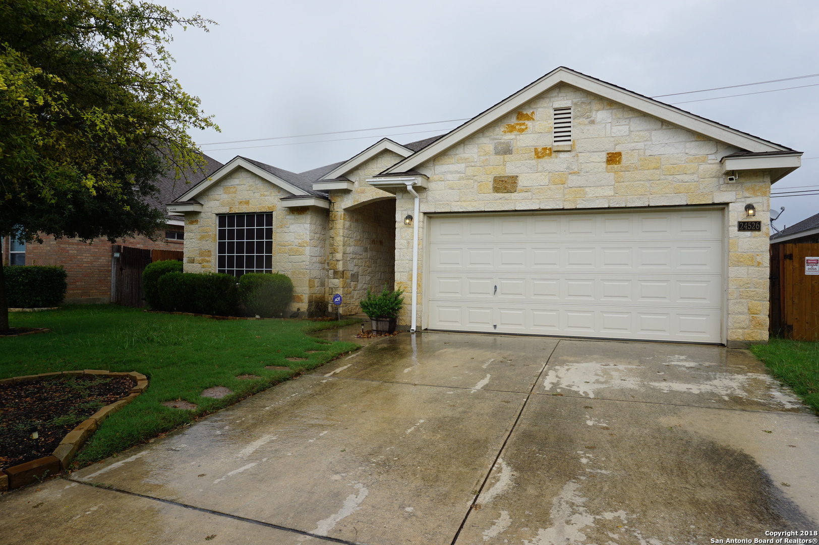 24526 Walnut Pass , San Antonio, TX, 78255 | 1340240 | Realty Texas LLC