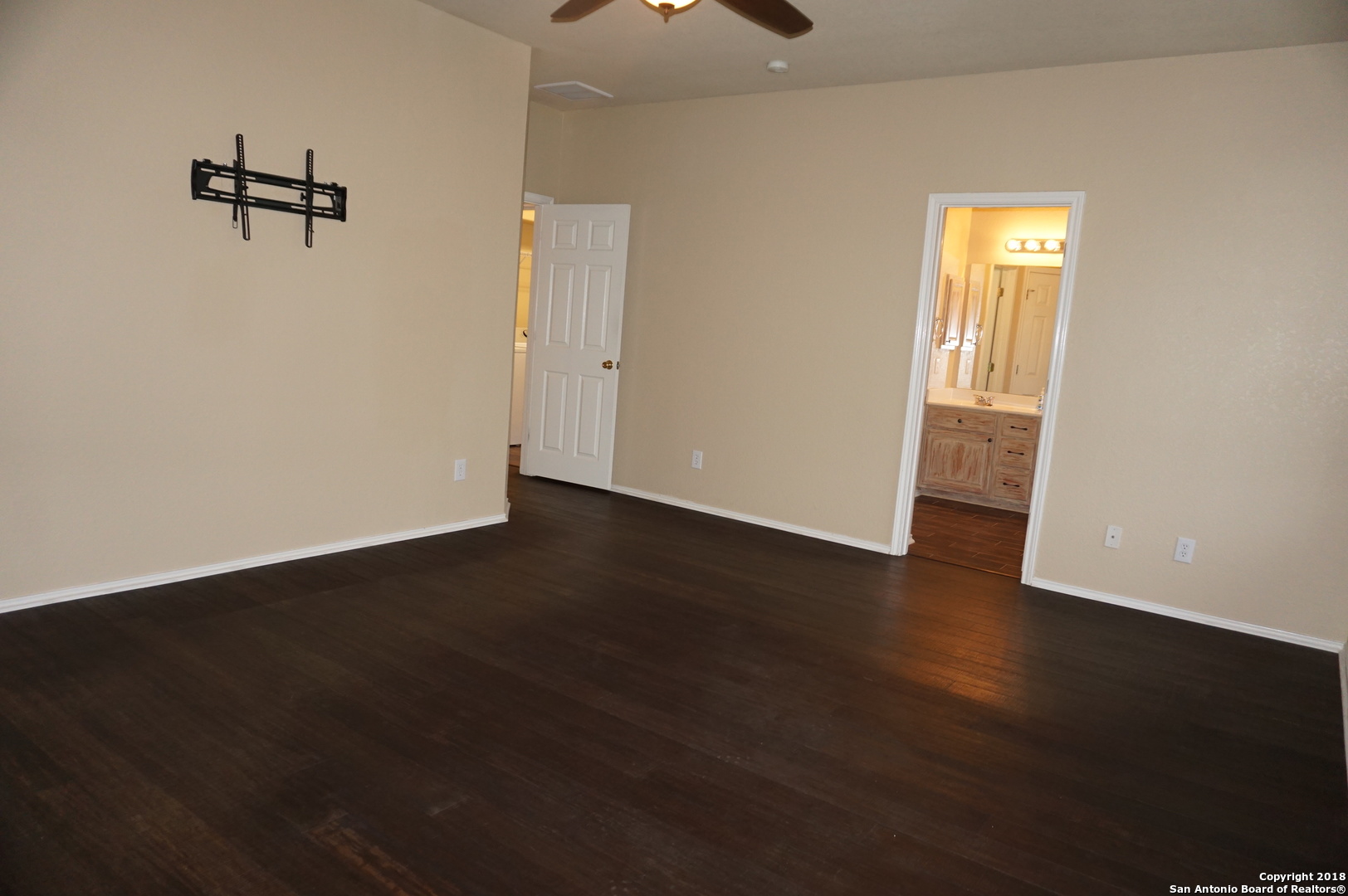 24526 Walnut Pass , San Antonio, TX, 78255 | 1340240 | Realty Texas LLC