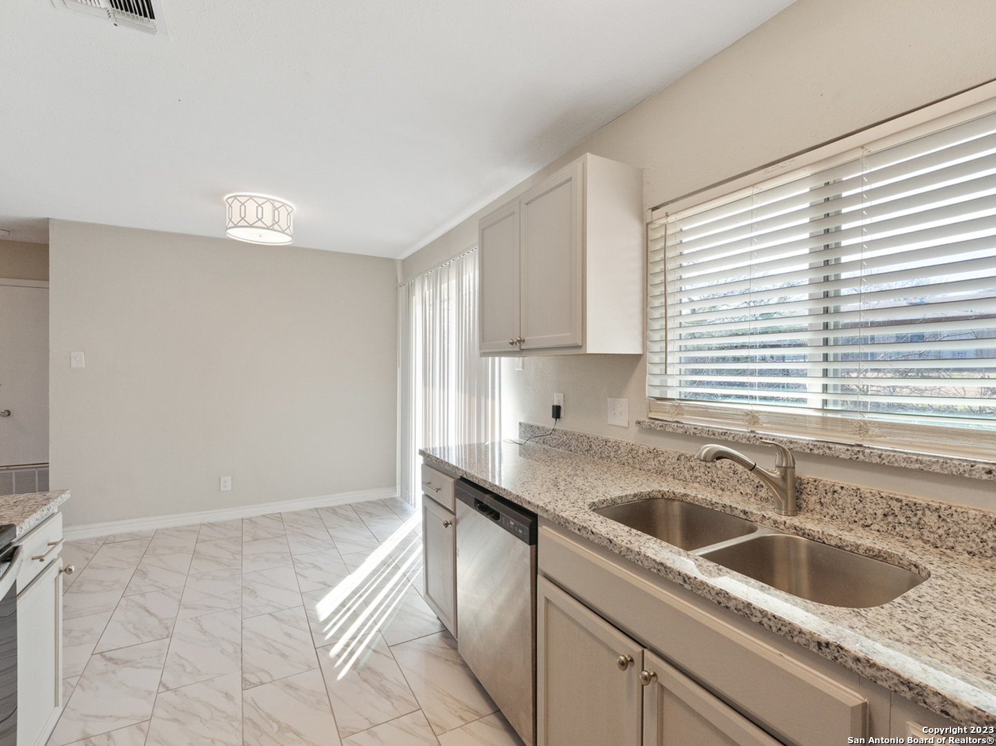 5926 Mariner St , San Antonio, TX, 78242-2912 | 1787437 | Realty Texas LLC