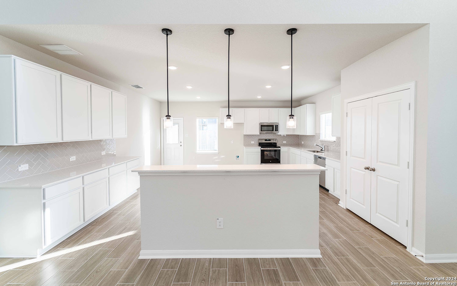 914 Dust Devil , New Braunfels, TX, 78130 | 1788088 | Realty Texas LLC
