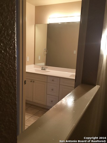 30 Chapel Hill Circle 30 , San Antonio, TX, 78240 | 1194926 | Realty Texas LLC