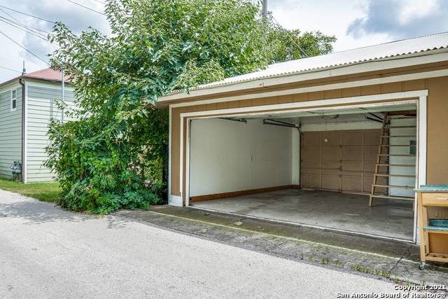 125 Thomas Jefferson Dr , San Antonio, TX, 78228 | 1554305 | Realty Texas LLC