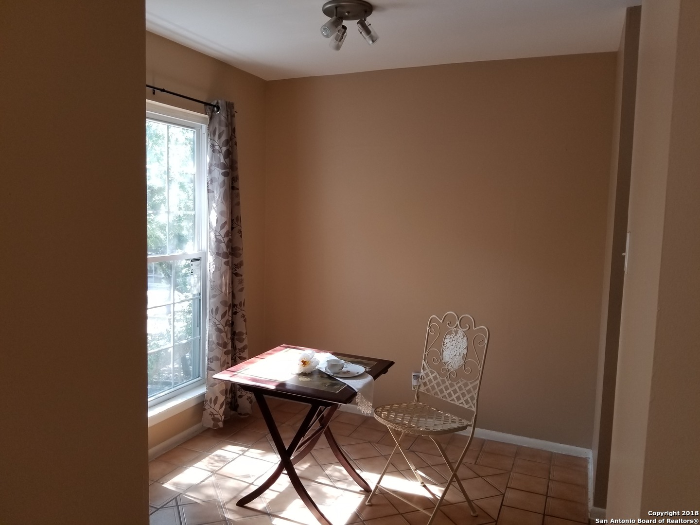 8702 Village Dr. 1305 , San Antonio, TX, 78217 | 1322949 | Realty Texas LLC