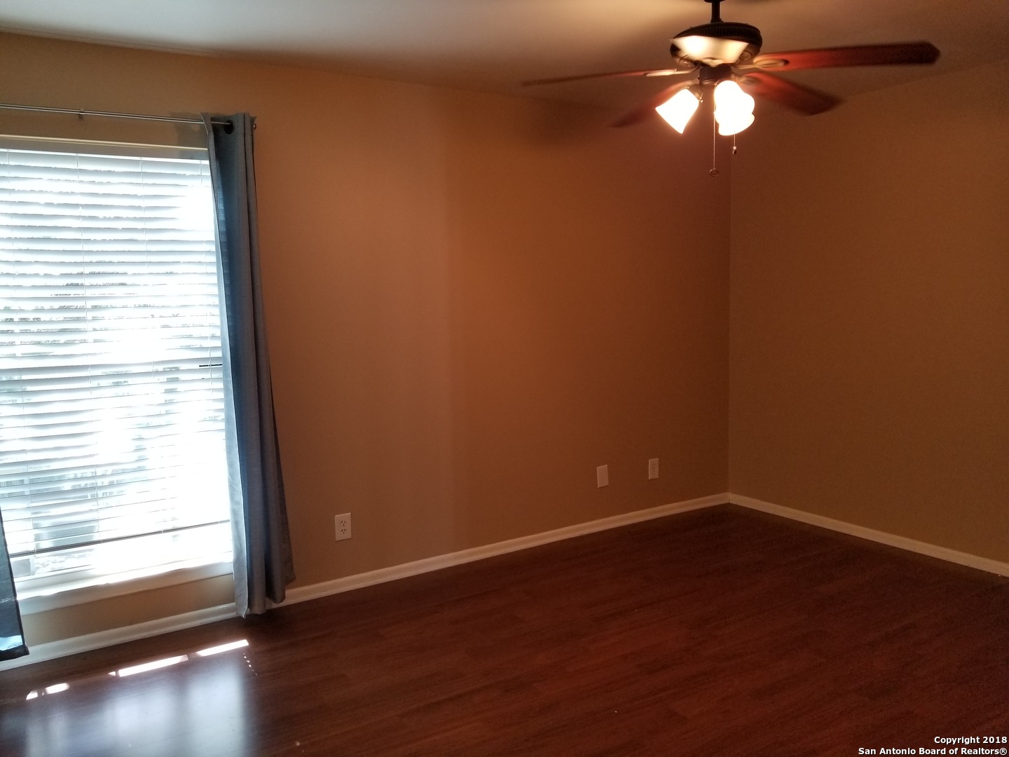 8702 Village Dr. 1305 , San Antonio, TX, 78217 | 1322949 | Realty Texas LLC